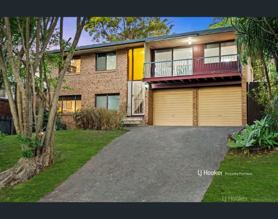 15 Spinnaker Street, Jamboree Heights, Qld 4074