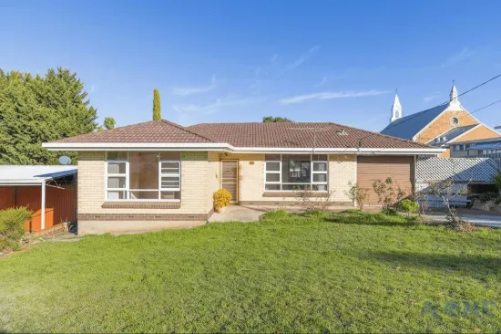15 Stanley Street, Morphett Vale, SA 5162