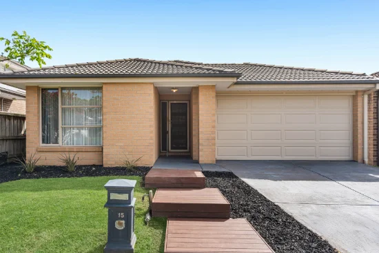15 Stoneleigh Road, Cranbourne North, Vic 3977 - For Sale