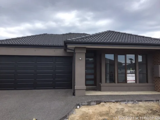 15 Stringybark Drive, Donnybrook, Vic 3064