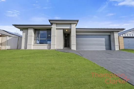15 Strutt Crescent, Metford, NSW 2323