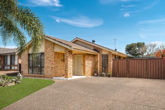 15 Swinborne Crescent, Wetherill Park, NSW 2164