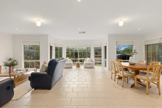 15 The Grove, Boronia, Vic 3155-Image