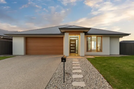 15 Thomas Street, Strathalbyn, SA 5255