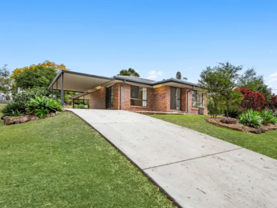 15 Thompson Street, Chuwar, Qld 4306