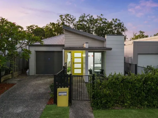 15 Troost Circuit, Bellbird Park, Qld 4300