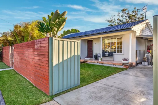 15 Tumbi Creek Road, Berkeley Vale, NSW 2261