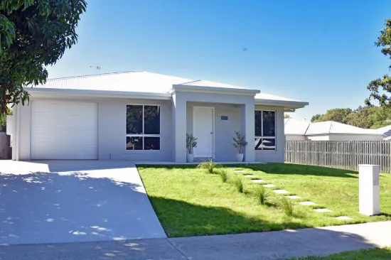15 Ulladulla Street, Blacks Beach, Qld 4740