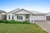 15 Valencia Drive, Gobbagombalin, NSW 2650