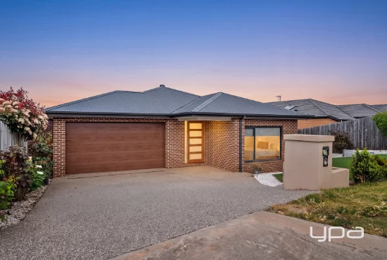 15 Valentina Drive, Darley, Vic 3340
