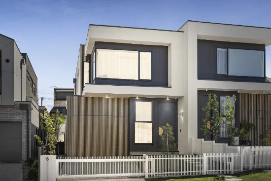 15 Vickers Avenue, Strathmore Heights, Vic 3041