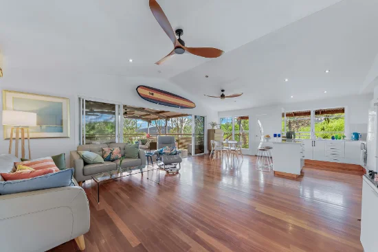 15 Warruga Street, Cannonvale, Qld 4802
