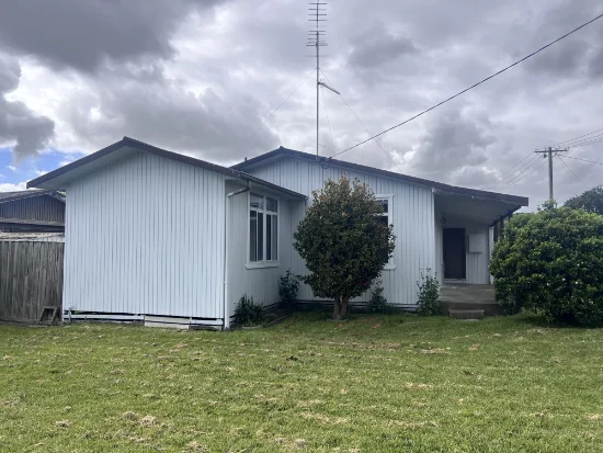 15 Western Avenue, Newborough, Vic 3825