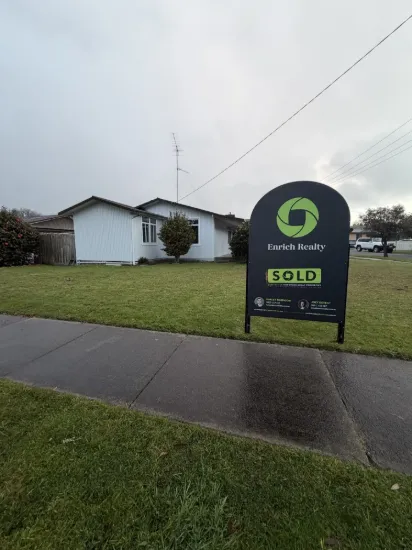 15 Western Avenue, Newborough, Vic 3825