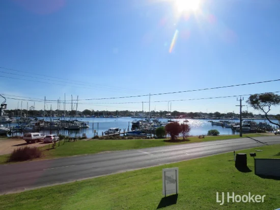 15 Western Boulevard, Raymond Island, Vic 3880