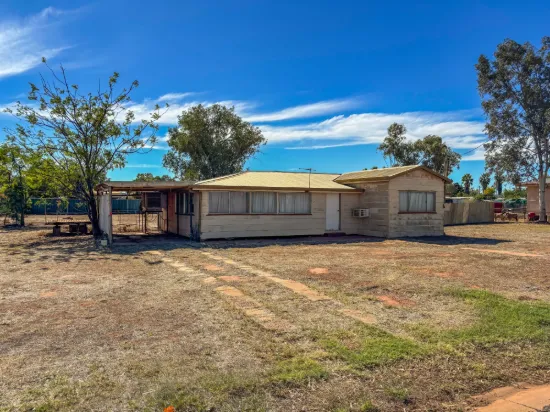 15 Winchu Street, Quilpie, Qld 4480