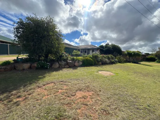 15 Windsor Circle, Kingaroy, Qld 4610