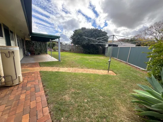 15 Windsor Circle, Kingaroy, Qld 4610-Image