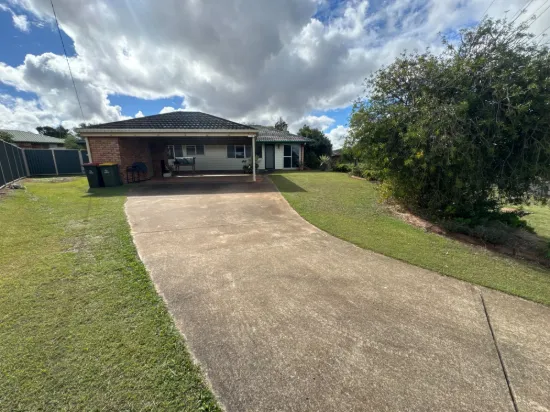 15 Windsor Circle, Kingaroy, Qld 4610-Image