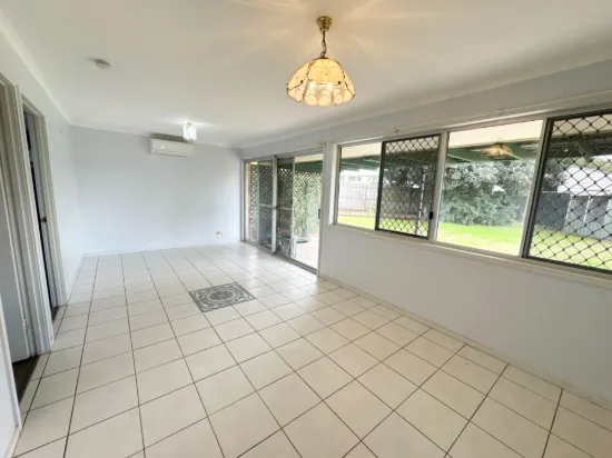 15 Windsor Circle, Kingaroy, Qld 4610-Image