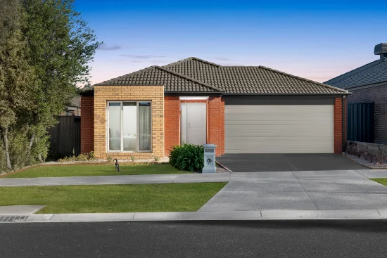 15 Wodalla Place, Lyndhurst, Vic 3975