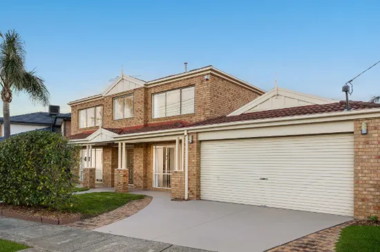 15 Xavier Drive, Wheelers Hill, Vic 3150