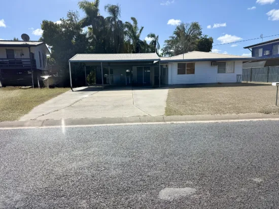 15 Yeates Street, Moranbah, Qld 4744