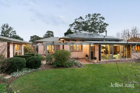 150 Cherry Tree Road, Hurstbridge, Vic 3099