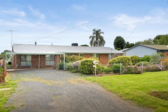 150 Redlands Road, Corowa, NSW 2646