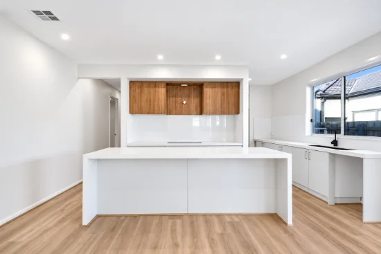 150 Sinclairs Road, Deanside, Vic 3336