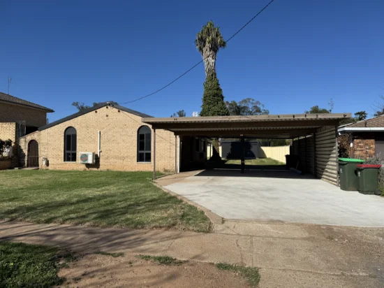 152 Arthur Street, Wellington, NSW 2820