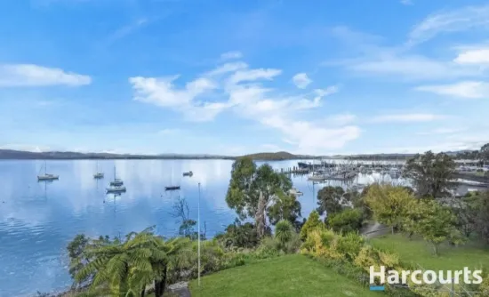152 Flinders Street, Beauty Point, Tas 7270