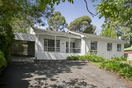 152 Retreat Road, Spring Gully, Vic 3550