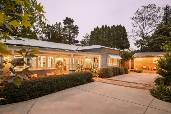154 Blaxland Road, Wentworth Falls, NSW 2782 - For Sale