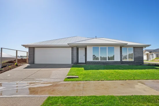 154 Muttama Parade, Gobbagombalin, NSW 2650