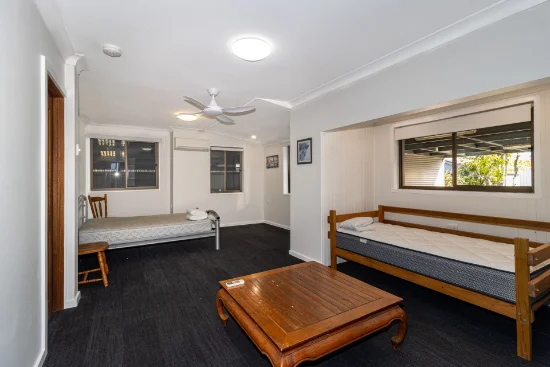 155 Esplanade, Point Vernon QLD 4655-Image