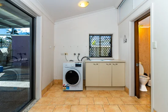 155 Esplanade, Point Vernon QLD 4655-Image