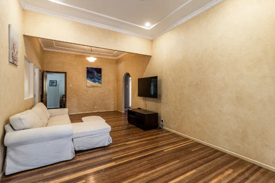 155 Esplanade, Point Vernon QLD 4655-Image