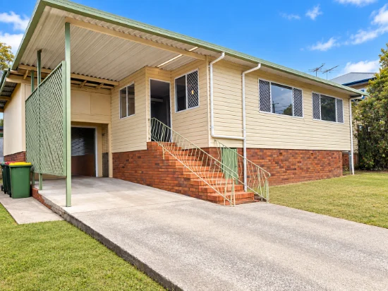 155 Glebe Road, Silkstone, Qld 4304