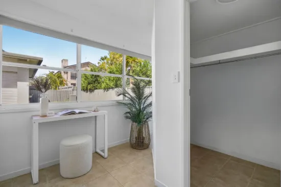 157 The Esplanade, Coombabah QLD 4216-Image