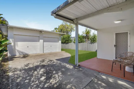 157 The Esplanade, Coombabah QLD 4216-Image