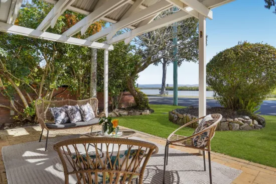157 The Esplanade, Coombabah QLD 4216-Image