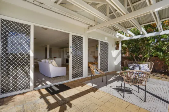 157 The Esplanade, Coombabah QLD 4216-Image