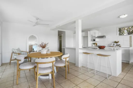 157 The Esplanade, Coombabah QLD 4216-Image