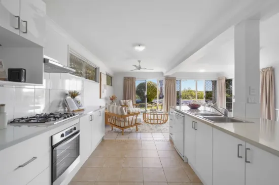 157 The Esplanade, Coombabah QLD 4216-Image