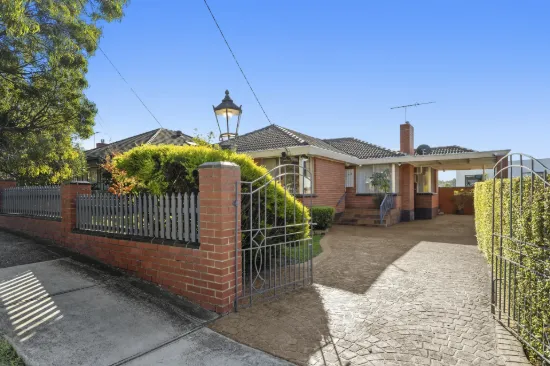 158 Mascoma Street, Strathmore, Vic 3041