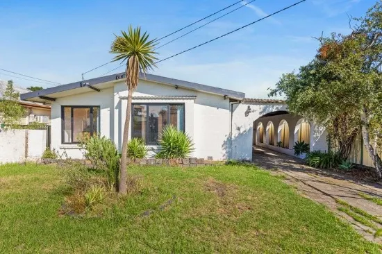 15A Albert Cresent, St Albans, Vic 3021