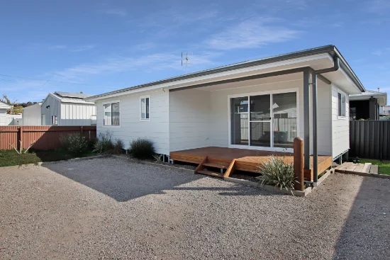 15A Central Ave, Oak Flats, NSW 2529