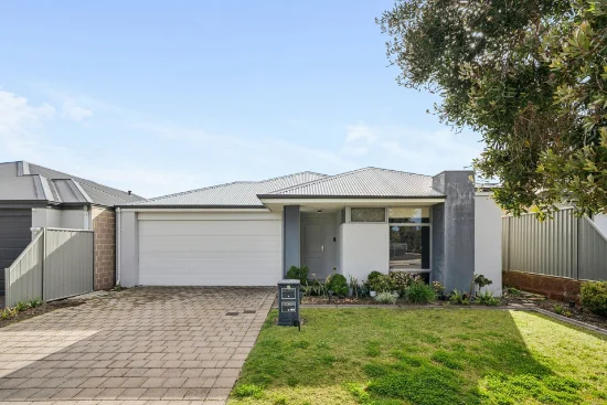 15B Cassowary Chase, Wandi, WA 6167