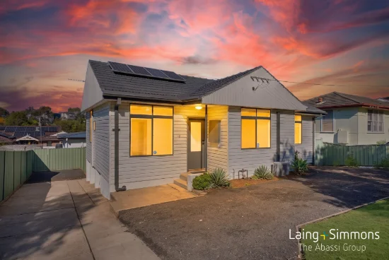 16 & 16A Glebe Place, Kingswood, NSW 2747